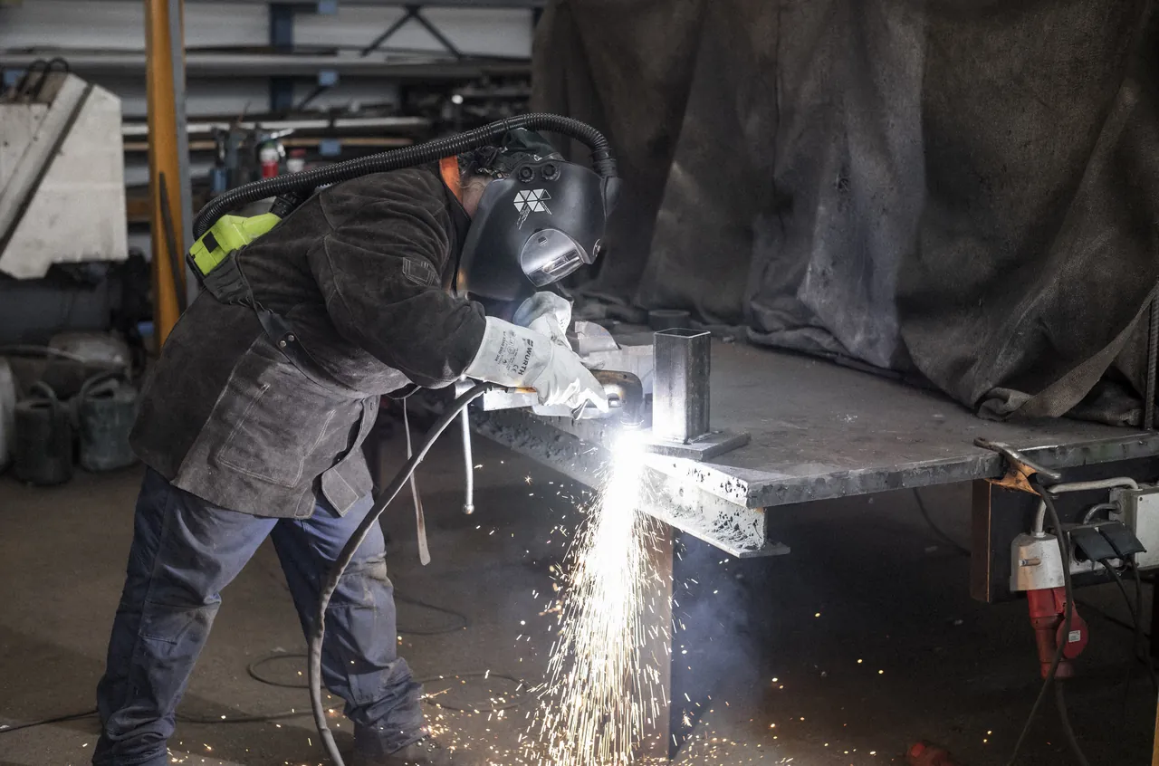Schweißarbeiten in der Werkstatt